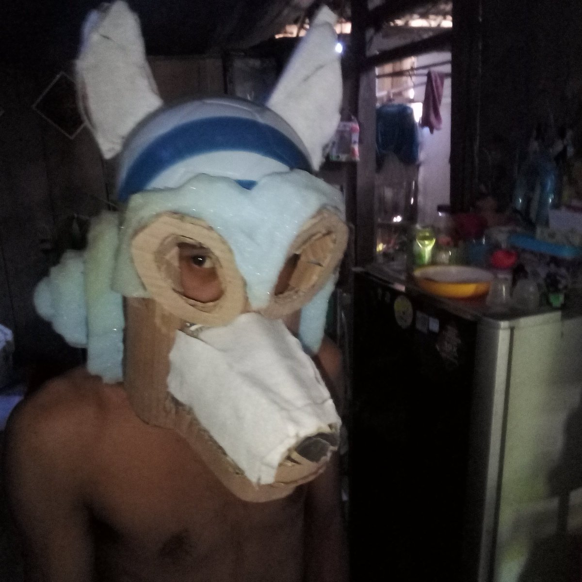 526Marshall's tweet photo. Making fursuits on low budget

#fursuit 
#furry https://t.co/mF49mJxpde
