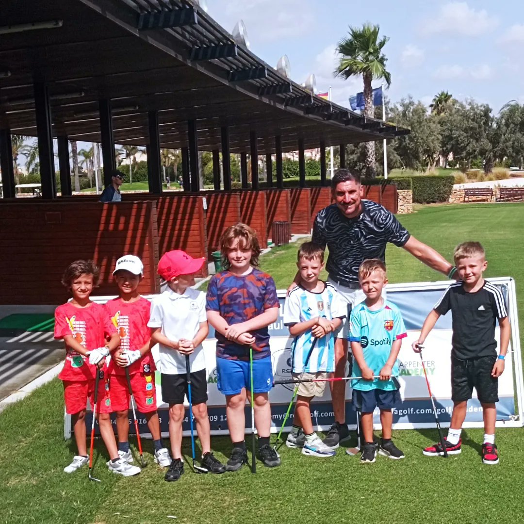 PaulsGolfAcad's tweet image. Day 4 - Junior Summer Golf Camp #chipping #golfintruction #fun 🏌️⛳🇪🇸☀️ @fgolfmurcia @RodaGolfBR