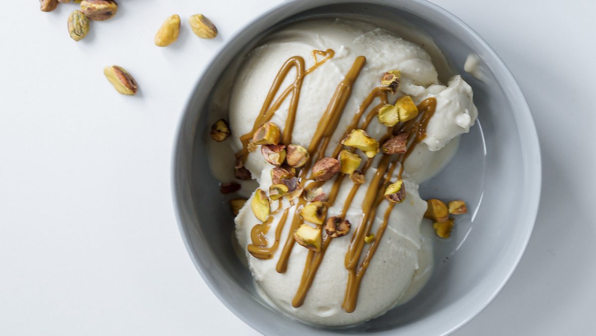 Thetaste_ie's tweet photo. The much-loved Irish chocolate and ice-cream brand, @_nobo_, is bringing their spreads nationwide✨

With spreads like roasted pistachio caramel and hazelnut drizzle, you can now get these decadent spreads wherever you are in Ireland!

Learn more here https://t.co/fM66LHaW19 https://t.co/lQ18FlW2En