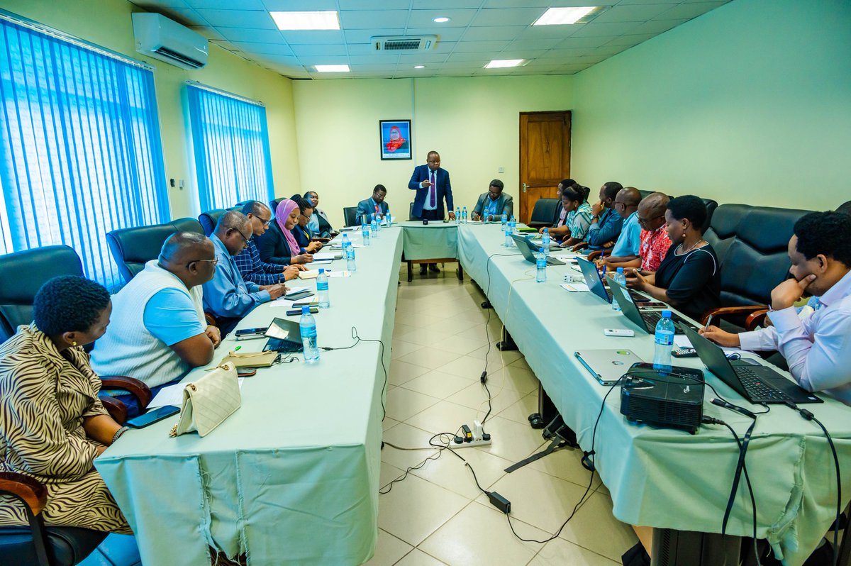 Ocean Acidification Project in Tanzania.. tweet media