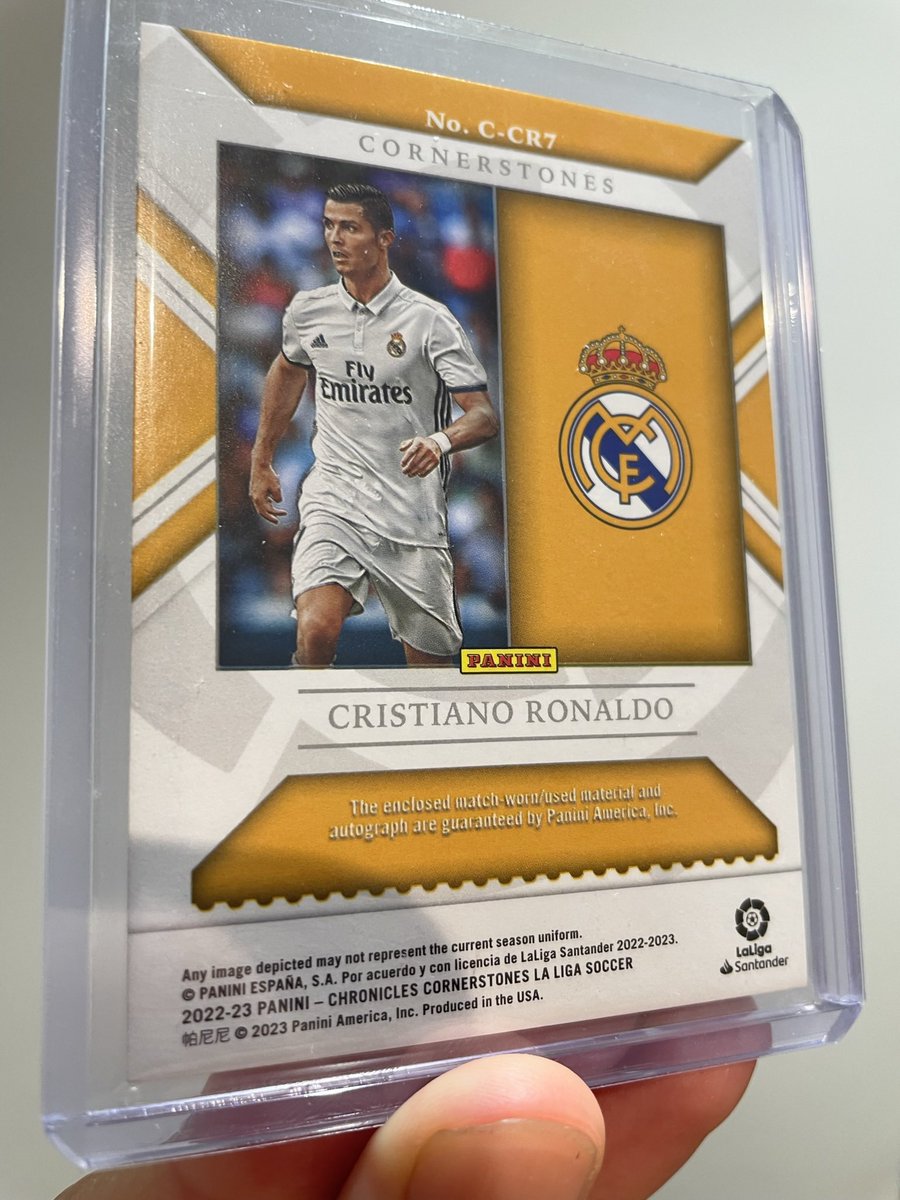 Signed CR7 • 1 of 1 Cornerstones Quad Match Worn Patch from the new Paninh Chronicles 22/23 😍

#whodoyoucollect #kaboom