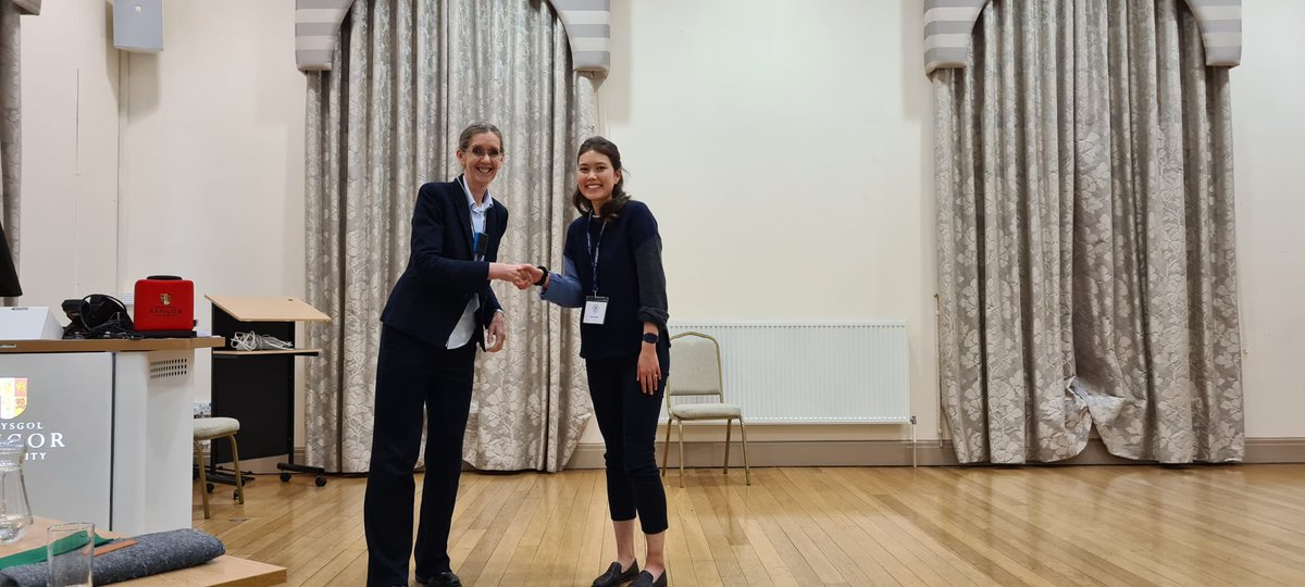 anat_soc's tweet photo. Congratulations to our Cave Young Investigator Poster Prize Winner, Sophie Mok, @Paxton_lab,
Uni of Edinburgh and runner-up @AntcliffWilliam, Royal Veterinary College, London #anatsocsummer23 https://t.co/xKRV6sK0cy