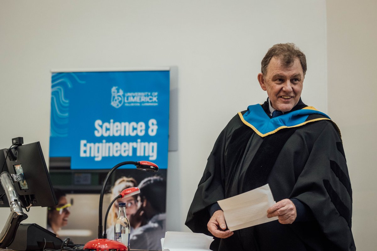 John C Maxwell once said: "a leader is one who knows the way, goes the way and shows the way"

We would like to thank Professor Sean Arkins for his leadership as he prepares to step down as Interim Executive Dean this week

Míle Buíochas Sean, best of luck in the next chapter