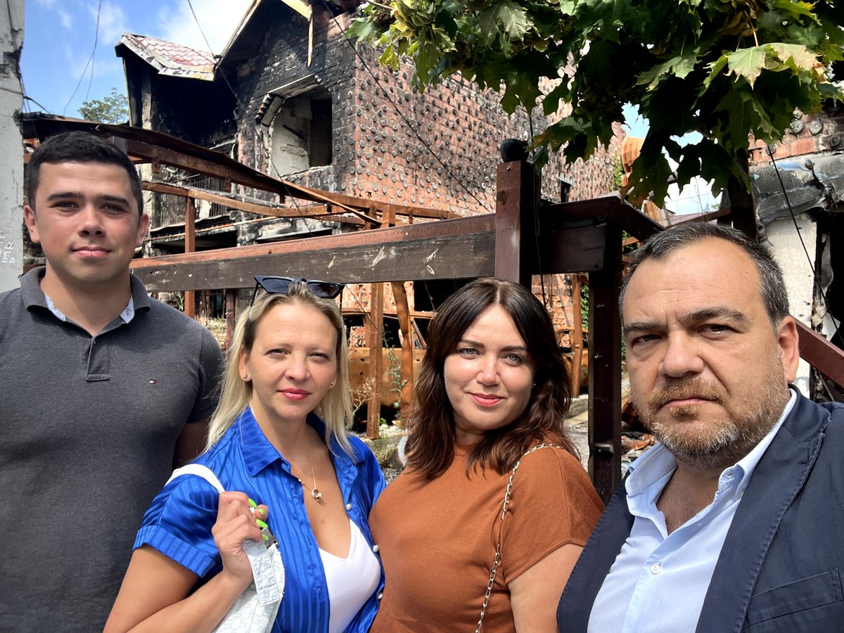 RotaryKyivInter's tweet photo. Ротарійці з Rotary Club Kyiv International завжди щиро радіють ротарійцям з інших країн світу.  Цього разу ми зустрічали наших колег Mario Scaramella та Mike Penders. https://t.co/J5XqZCYF05