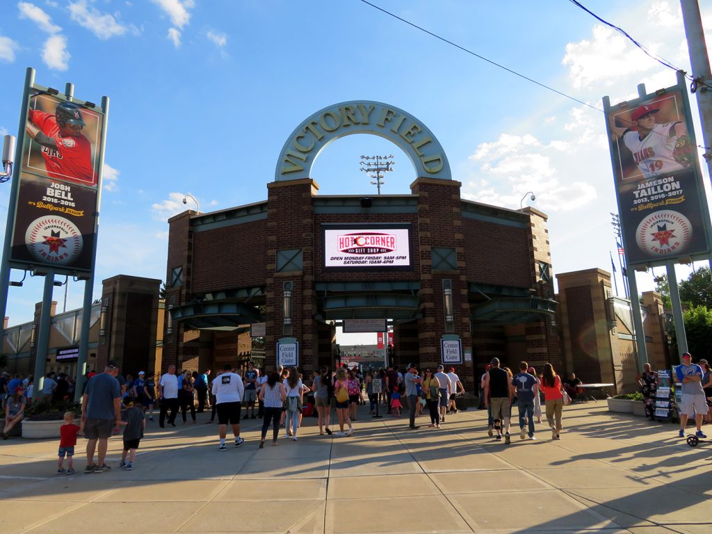 Alumni and Friends! Join us on Sunday August 13th at 11:30AM for a gathering at The District Tap and then enjoy some minor league baseball as the Indy Indians take on the Nashville Sounds.   eventbrite.com/e/rhit-gatheri…