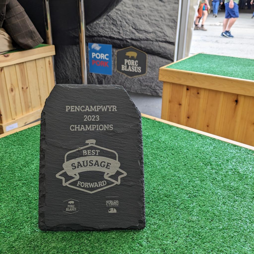 Porc_Blasus's tweet photo. The countdown is on! ⌛
Join us at 1:45 this afternoon at the @HybuCigCymru stall at the Royal Welsh Show for the final of Put Your Best Sausage Forward 2023!
Who will take home the prize? We can't wait to find out!
#tryporc https://t.co/tmvJcwz6RH