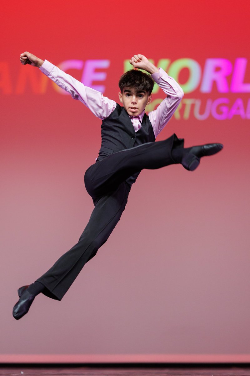 Dance World Cup tweet media