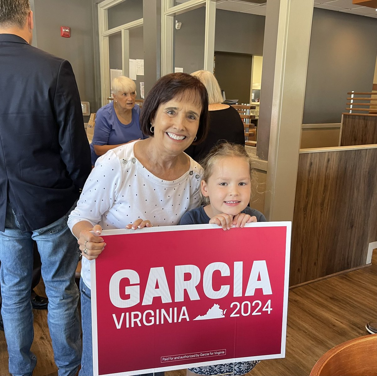 EddieGarciaVA's tweet photo. There are so many wonderful people across Virginia that are ready for a Better Tomorrow!
#G4VA #Garcia4USSENATE #bettertomorrow #working4workingpeople #allamericanagenda https://t.co/1oVQrCIBxR