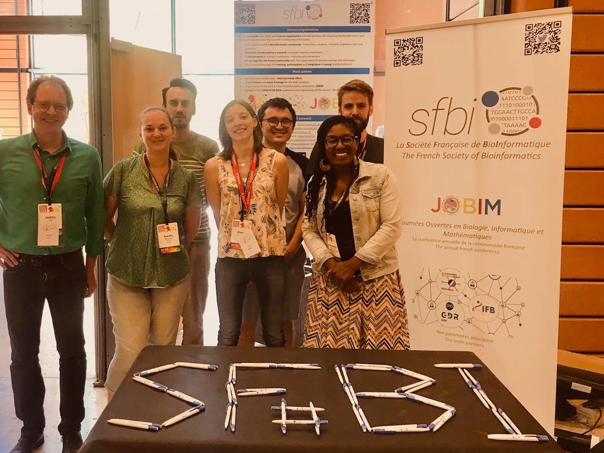 SfbiFr's tweet photo. Thank you to all the volunteers who manned the #sfbi stand throughout the #ISMBECCB2023 conference. Thank you to the "Bioinformatics in France" session organizers and especially to our president @afiston for her commitment. 
@EG_bioinfo @CorentinMarco34 @Seajulll Jérémy Riwan https://t.co/aHdVw5xSWs