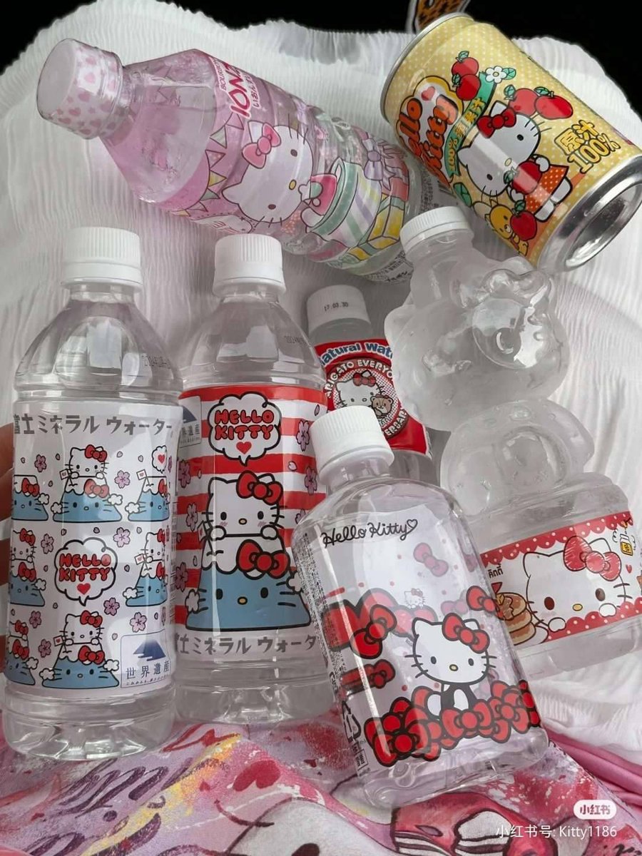hello kitty bottles