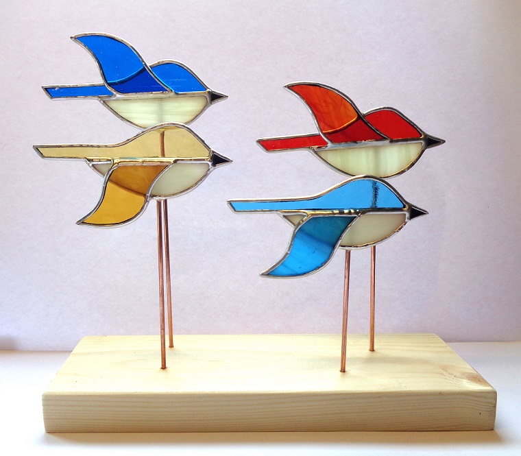 CupcakesnCrafts's tweet photo. Find us this coming Sunday 30th as usual @IHeartWhitstabe makers market. We'll have Sue's divine cupcakes &amp; cookies and my stained glass. All handmade by us and proud to be @ProducedinKent https://t.co/vQuxBwMqGR