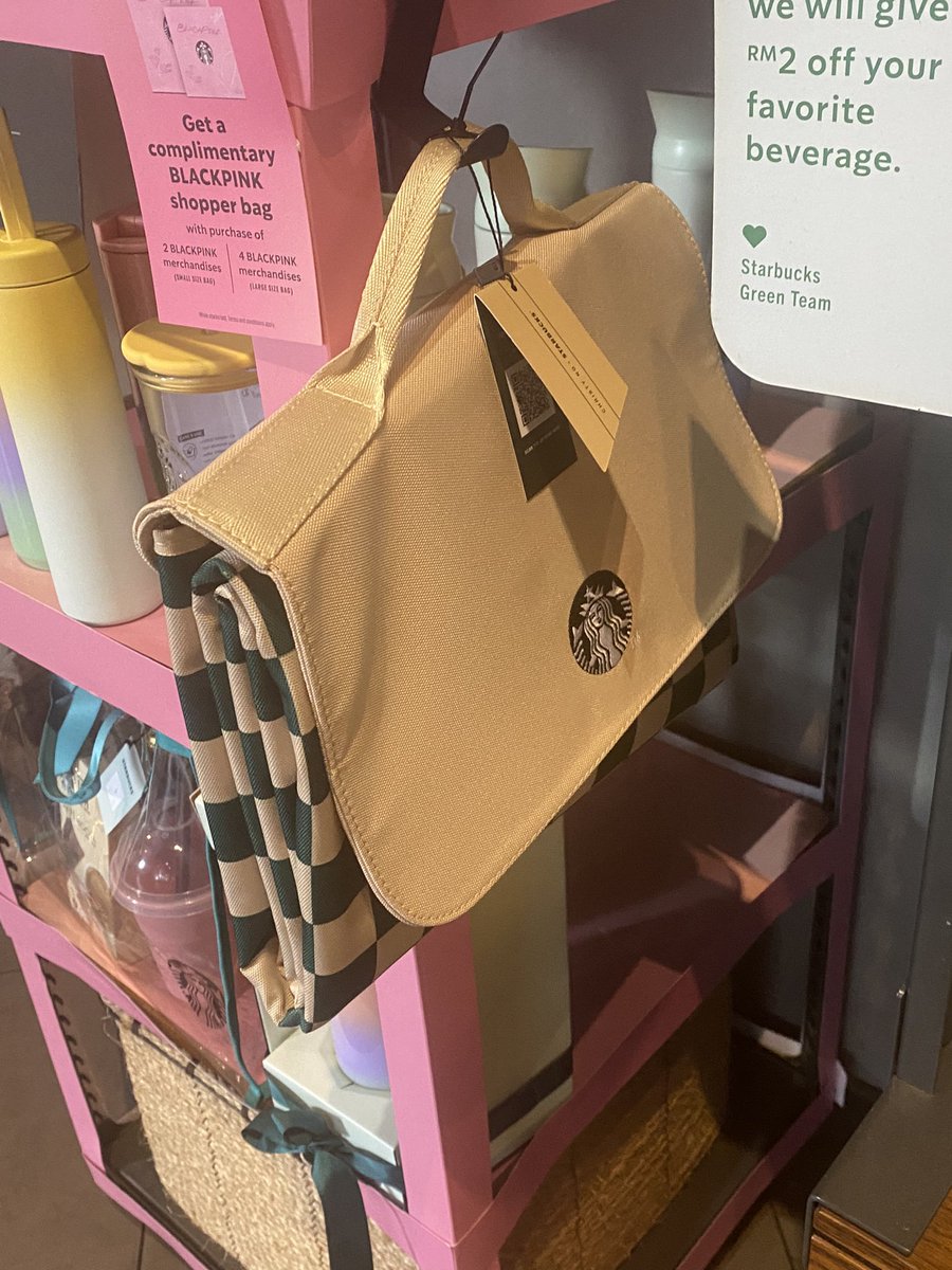 Starbucks x Christy Ng picnic mat ada yg nk boleh DM or chat dkt my telegram group link in bio