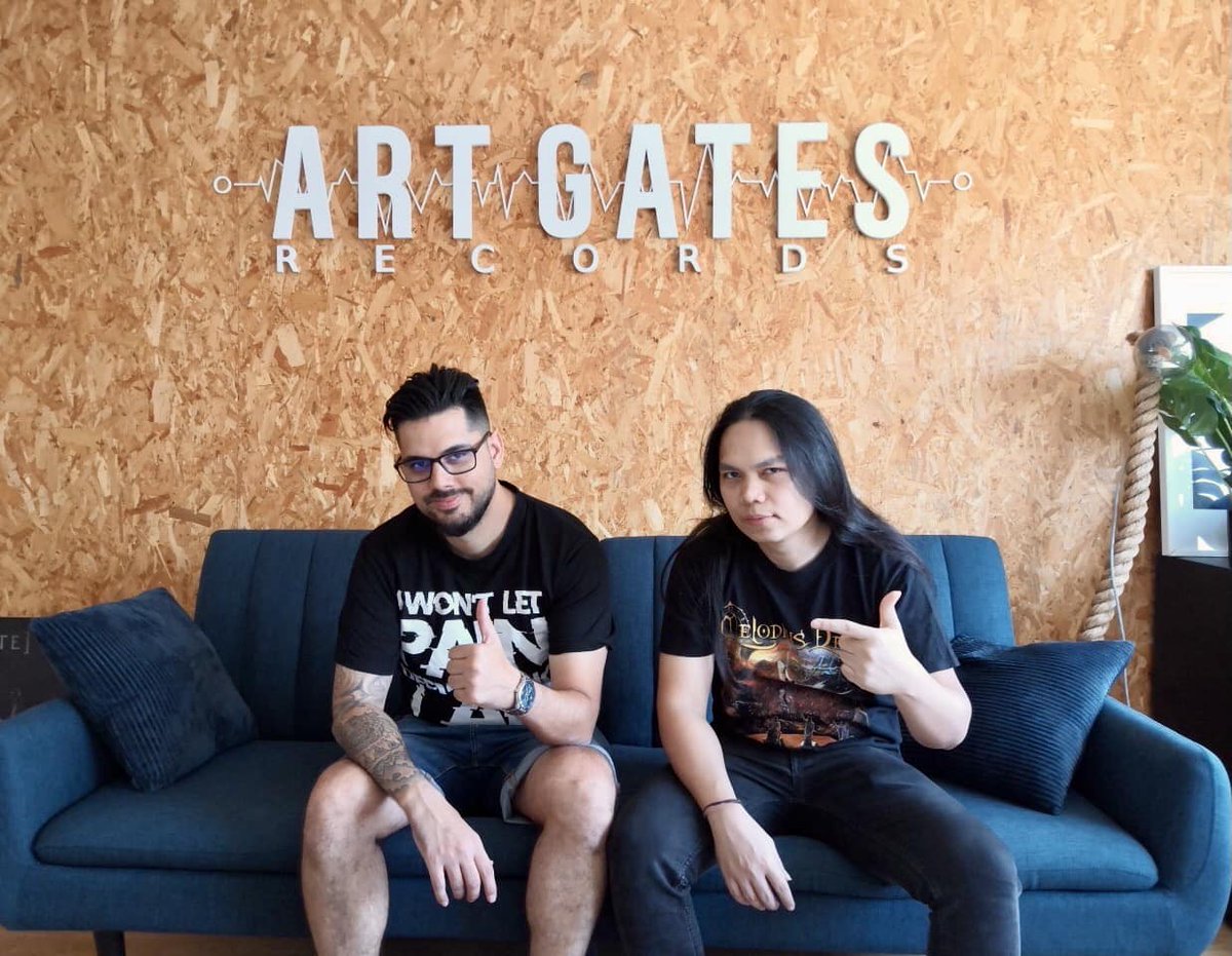 ArtGatesRecords's tweet image. ⚡After delivering an outrageous performance at #MastersofRock festival, yesterday Biggie from @Melodiusdeite visited our office and tasted valencian Paella 🥘 in its true form.

Upcoming album by these symphonic power metallers coming out in 2024! 💪
#melodiusdeite #powermetal