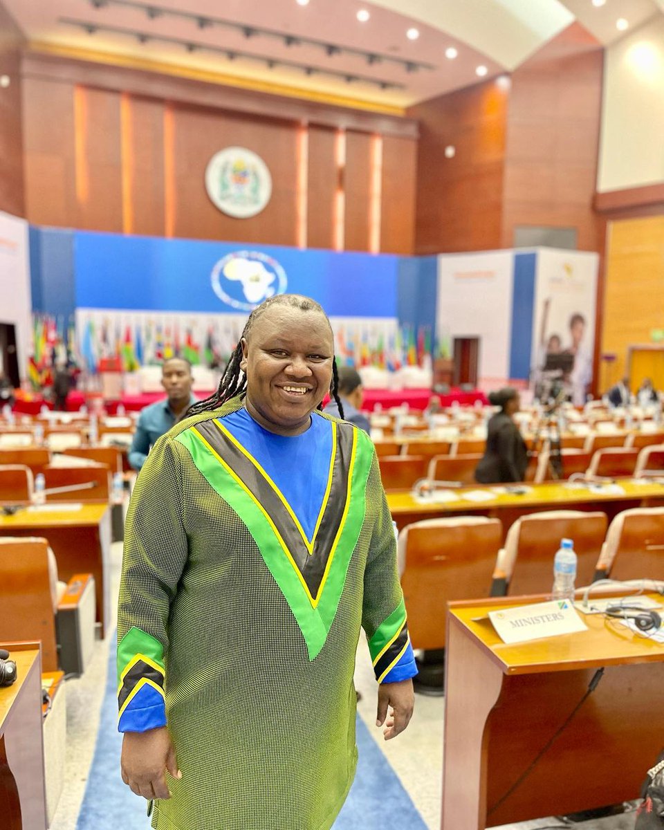 MrishoMpoto's tweet photo. Sons and daughters of Africa,
We are here to take Africa to next level
By discussing and exchanging our experiences
Eventually to decide our way forward, By promising to invest to our people: Investment that will contribute to sustainable development Of Africa
#AfricaHumanCapital https://t.co/Xo1RJycg6R