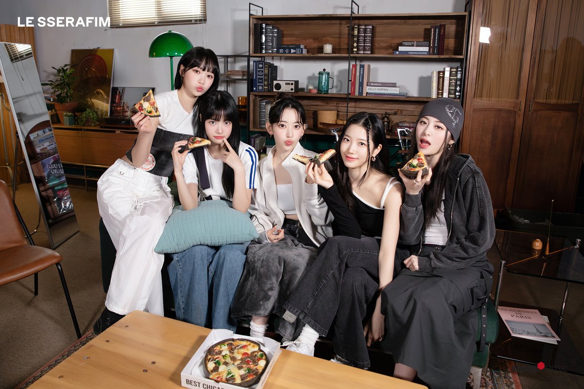 le_sserafim's tweet photo. LE SSERAFIM '굽네' Ads Photo Sketch
(https://t.co/HN2f6bfOt7)

#LE_SSERAFIM #르세라핌 https://t.co/vlnDIeJ9UJ