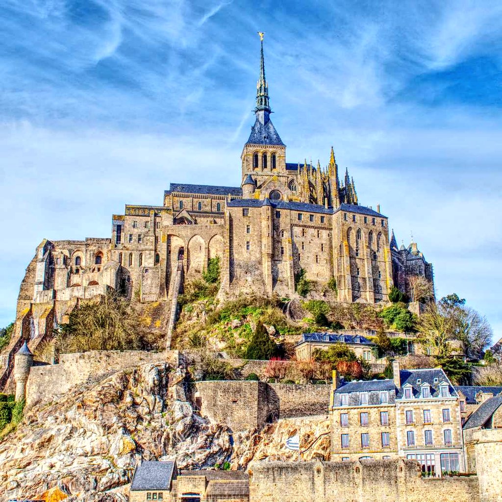 Magical and Medieval travel to Mont Saint Michel ✨️ #travel to 📍 Normandy, #France 🇫🇷