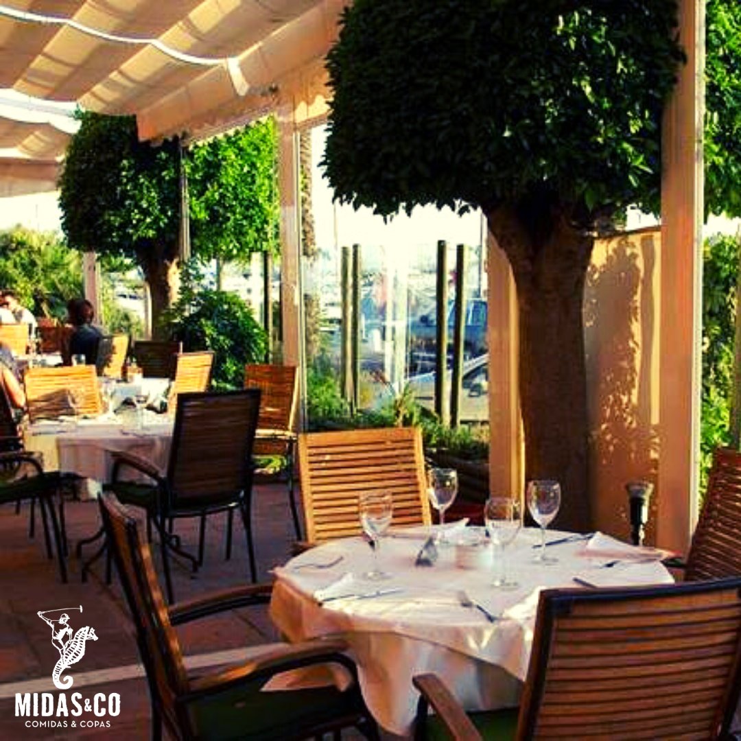 midasrest's tweet photo. Saborea la buena vida!

Completa tu experiencia con una buena copa y una variedad de sabores culinarios que se encuentran en nuestro restaurante junto al puerto deportivo de Sotogrande 🍹

¡Haz ya tu reserva desde nuestra web 🌐 https://t.co/z7NgL3vPcR ! https://t.co/XOEhSJYI2u