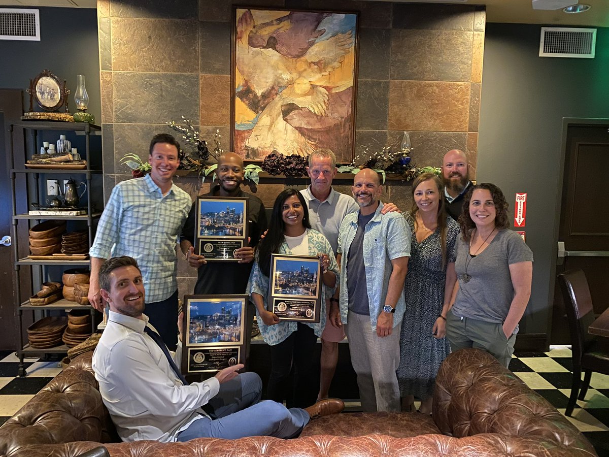 UPMC_Concussion's tweet photo. Congratulations to our senior fellows @BindalMehmel, @Ted_Albrecht, and Dean Gomes on a successful 2 years! https://t.co/XdV16rdDNt