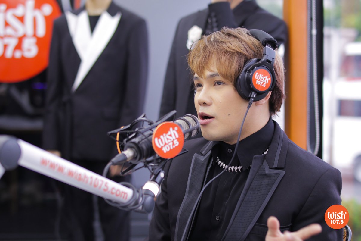 wish1075's tweet photo. On their Wish Bus comeback, P-pop boy group @1stoneOfficial shared their latest laid-back track, "Oras." https://t.co/Xq3UCtaNxg