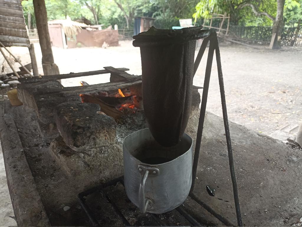 Frank16726439's tweet photo. Los invito a tomar el mejor café, ese que sabe a amor. https://t.co/5C9NaATW36
