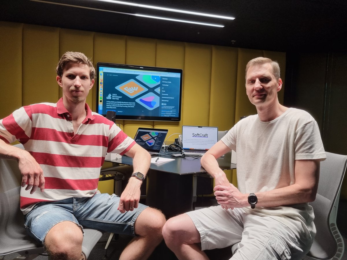 V červencovém díle SoftCraft podcastu se hlouběji ponoříme do otázky zda-li se mainstreamové jazyky dokáži dostatečně  inovovat a posouvat hranice vývoje software. Zajímá nás také trend přejímání konceptů funkcionálních jazyků.
softcraft.dev/podcast/episod…