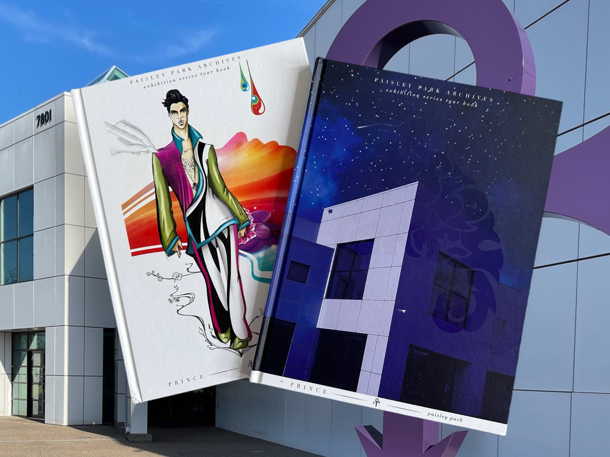RockItPoolePRN's tweet photo. Every #TrueFunkSoldier needs these official #PaisleyPark books in their collection https://t.co/DcCRN2qRQB
#Prince #Prince4Ever #PrinceRogersNelson #PrinceFamily #PurpleArmy #PrinceArmy https://t.co/cM8qxDyzXE