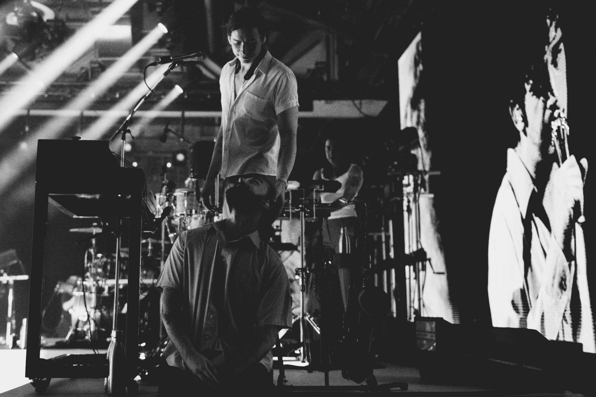 the1975's tweet photo. MBS Convention 
Singapore
July 19th 2023
#The1975 https://t.co/Mbcr3GnqWq