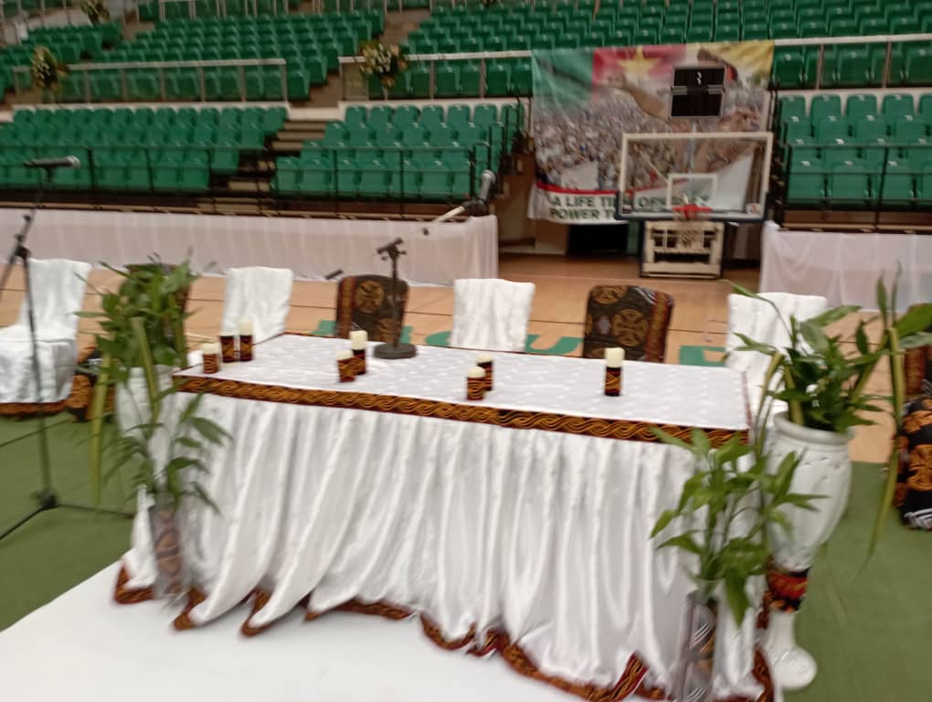 NewswatchCMR's tweet photo. Gearing for the Final Rally...
Everything is getting set at the Yaoundé Multipurpose Sports Complex. The facility will today play host to a funeral in honour of late John #FruNdi of the Social Democratic Front party.
NewsWatch
-
- https://t.co/JMje7g7MWF
