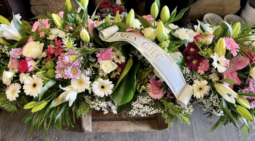 Au nom de l’ensemble des adhérents de l’<a href="/AnecsLorraine/">ANECS Lorraine</a> et <a href="/CJECLorraine/">CJEC Lorraine</a>, nous tenions à lui déposer une gerbe de fleurs, à l’occasion de la cérémonie d’hommage qui s’est tenue ce matin à l’église de Blenod-les-Pont-à-Mousson