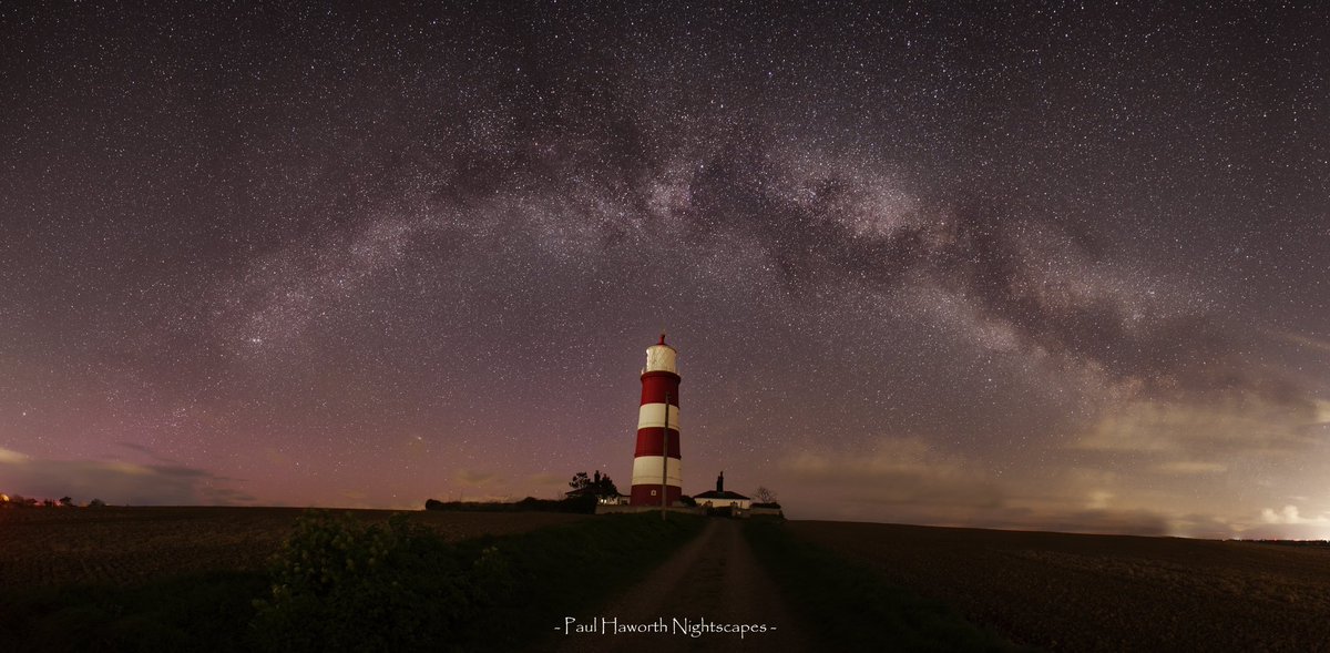 Happy #NorfolkDay . ✨📷

Some amazing locations at night. ❤️

#nightscape #Astrophotography #norfolk #astronomy @StormHour