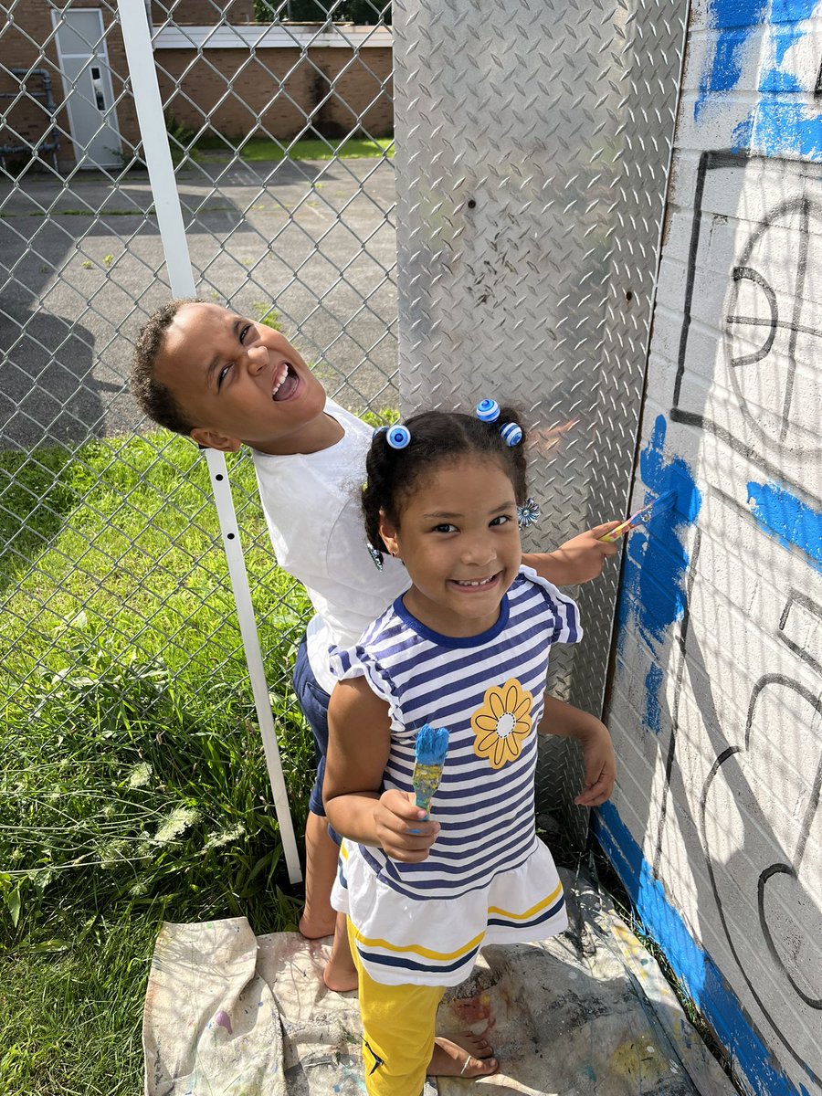 Mrs. Brady tweet media