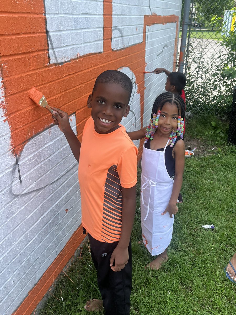 Mrs. Brady tweet media