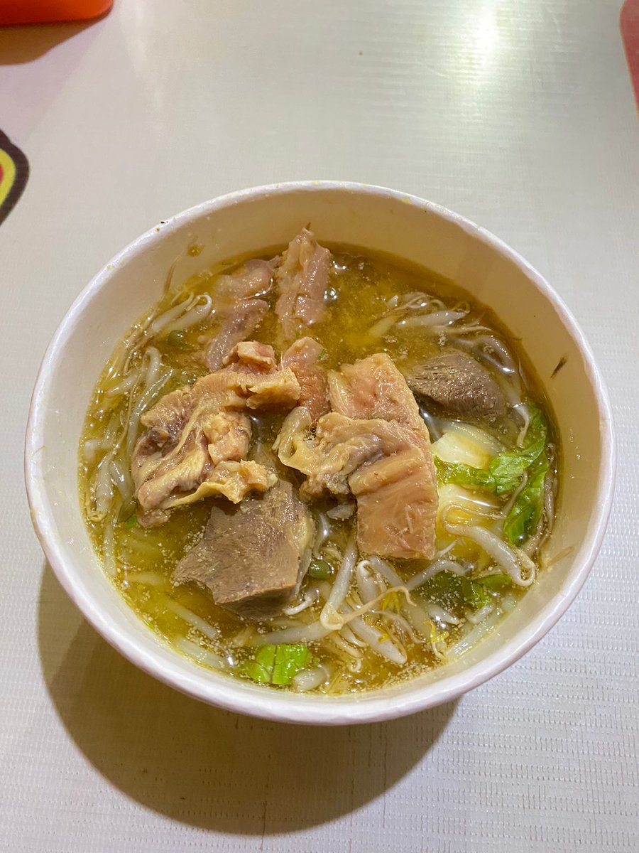 ollepganteng's tweet photo. Tahu campur Cak Uri Kumis . Menerima pesanan untuk acara hajatan atau acara yang lainnya. Dapat disajikan dengan ricebowl dan kuah dipisah. Untuk pemesanan bisa menghubungi 082232836276, kurir melalui ojek online. @infomalang @malangkuliner @kulinermalangID @SeputarMalang https://t.co/R8DDDc72dx