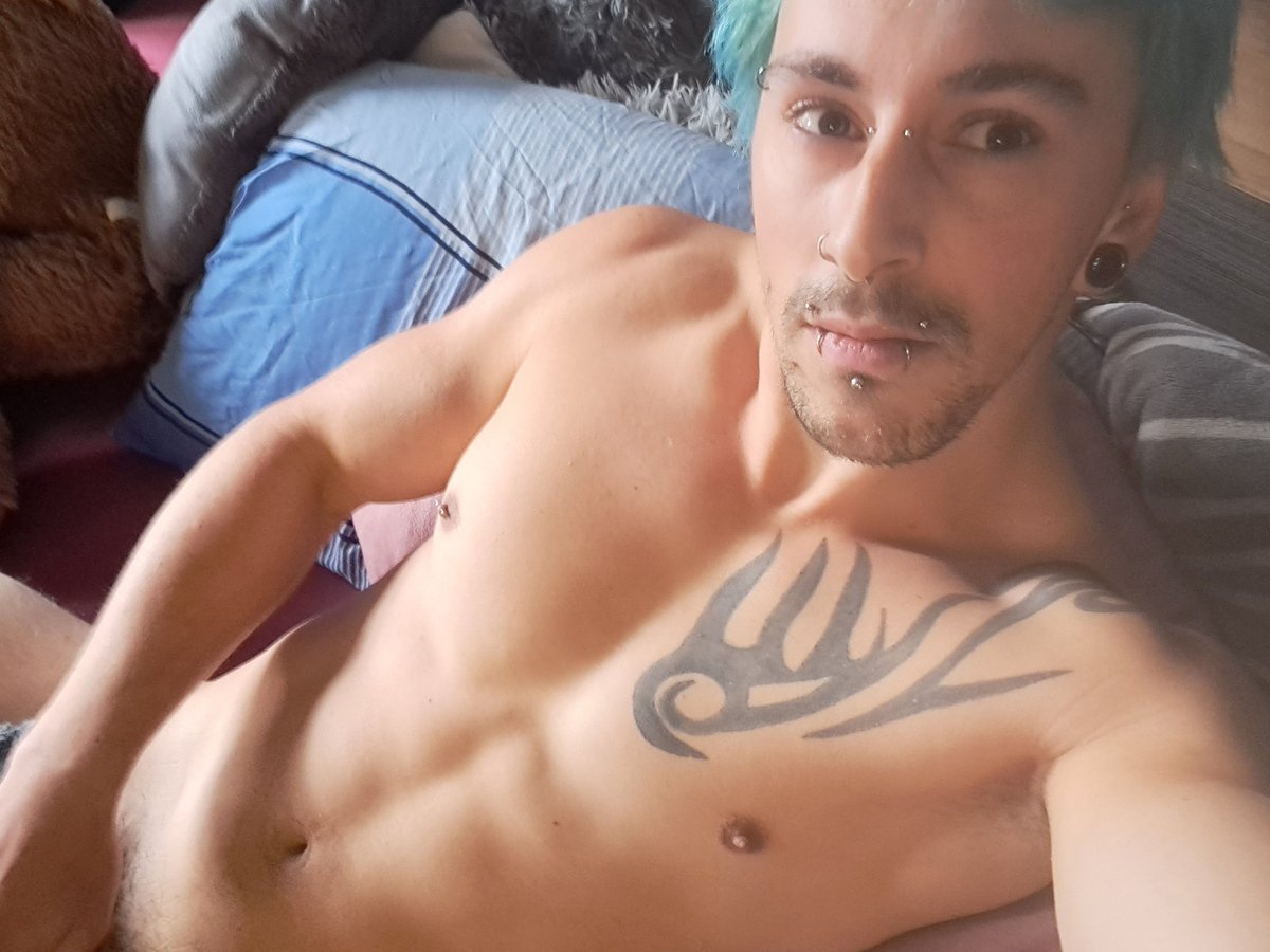 onlyfanstevil's tweet photo. https://t.co/jFoPm28ncy #gayonlyfansboi #schautvorbei #newfollowers #onlyfansfollower #gayonlyfansboi #onlyfanspromo https://t.co/6Q3CSyCBYB