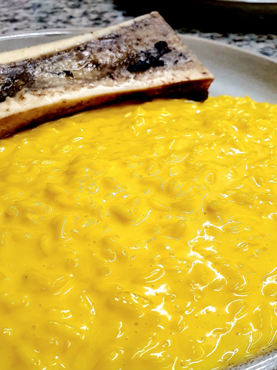 Canvetto's tweet photo. Risotto carnaroli giallo con midollo al forno al fleure de sel
#risotto #ticino #magadino #labaita #switzerland #ticino @ticinoturismo https://t.co/BuR9dWkToD