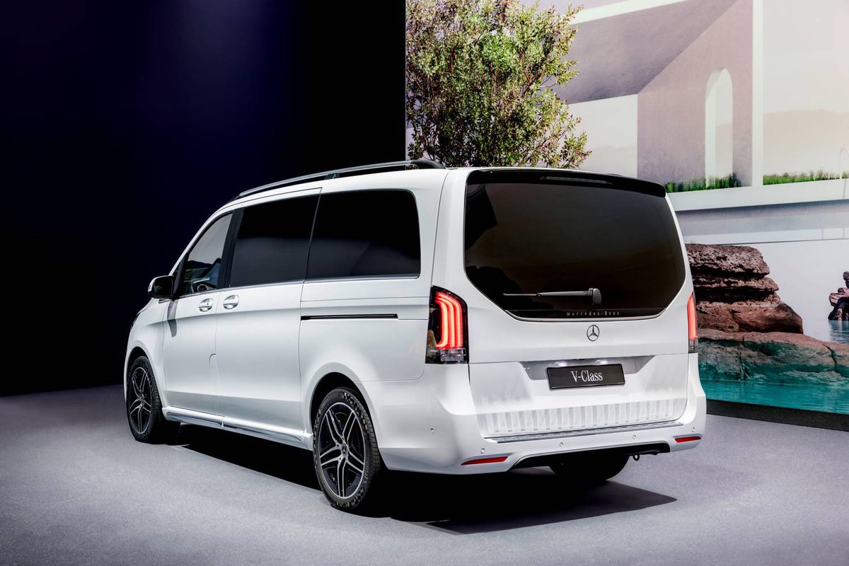 khuleonwheels's tweet photo. Popular Mercedes-Benz V-Class gets fresh new and new tech. See details here: https://t.co/z9jhuS3JFy.
#MercedesBenzVClass https://t.co/8APxj8SJfH
