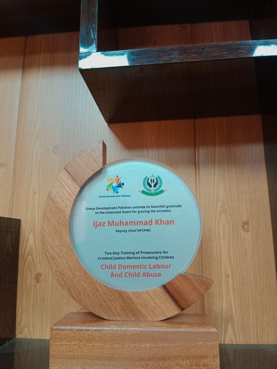 Thank you, Mr.Ijaz Muhammad Khan Deputy Chief, @kpcpwc @KPGovernment for constant support and facilitation of @gdpakistan efforts to promote the cause of child protection in the province.
#CSA #CDL #EarlyMarriage #Corporalpunishment #ChildTrafficking #JJ
#ChildProtection