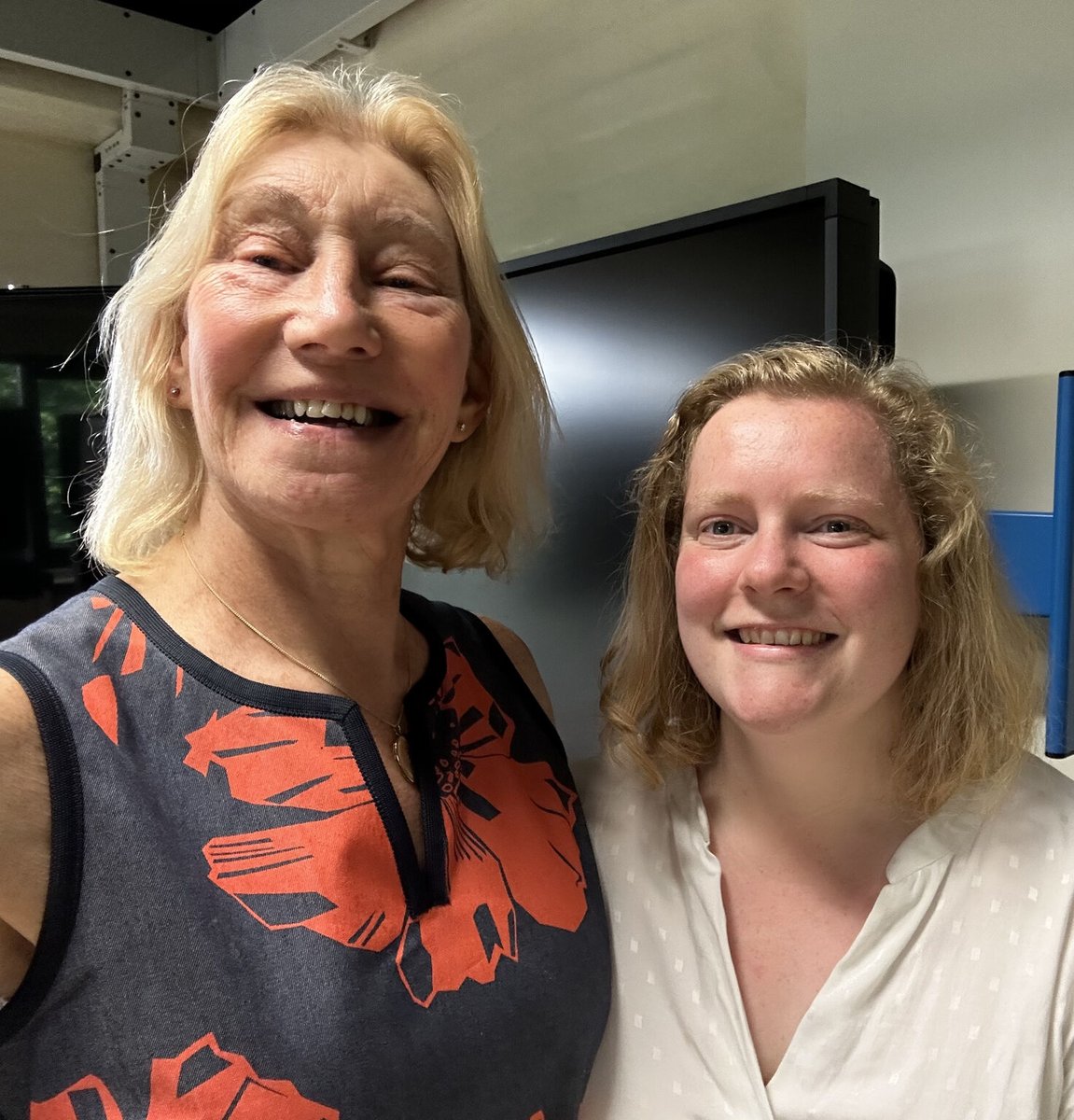 Yesterday, we said goodbye to @Rachel__Hunt, after  over 20 years of service. She has been an integral part to UNICOL for many years and we will miss her.

We look forward to seeing her at #AVtweeps events and ask that you join us in wishing her all the best for the future! #ukav