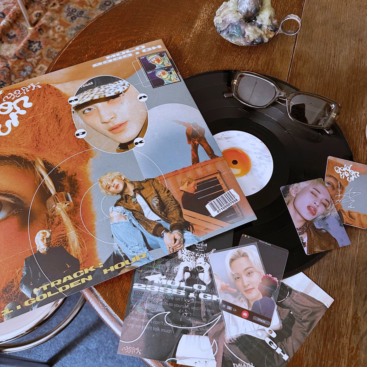 🎱🍉𝗛𝗔𝗣𝗣𝗬 𝗠𝗔𝗥𝗞 𝗗𝗔𝗬🐯🍳
마크의 생일 기념 이벤트 

#RT #리트윗 추첨 
📌LP판+엽서포카 세트 (2명)
📌엽서포카 세트 (4명) 보내드립니다🩵

*LP판은 제작 완성후 보내드립니다!

🎱마크버블 82일 이상
🎱당발 8/2

#HAPPYMARKDAY #마크 
#HAPPYMARKLEEDAY #Mark