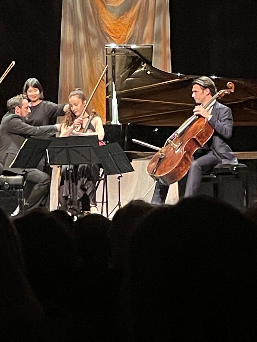 Mermin Isabelle tweet media