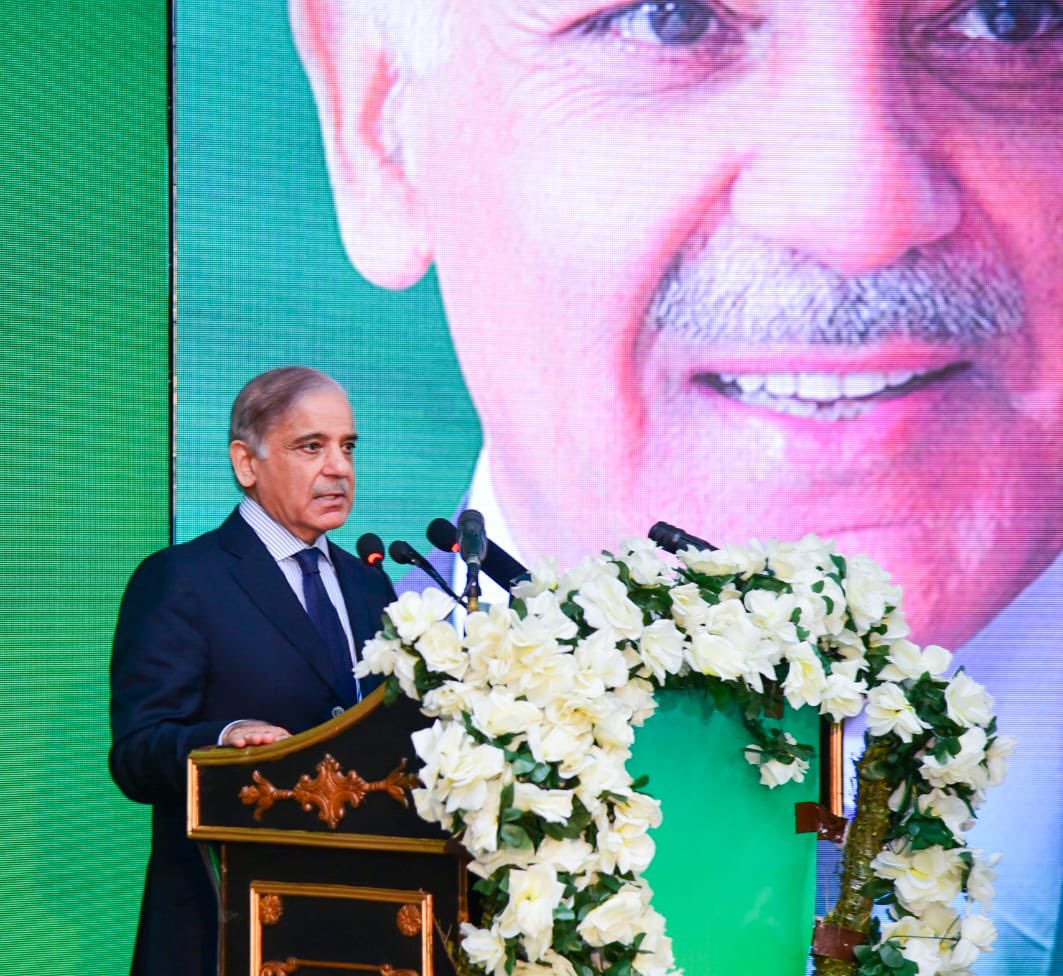 S_HajjS's tweet photo. #PMShehbazForTech 
#شہباز_نے_پاکستان_بچا_لیا https://t.co/vYQcPBcVS8