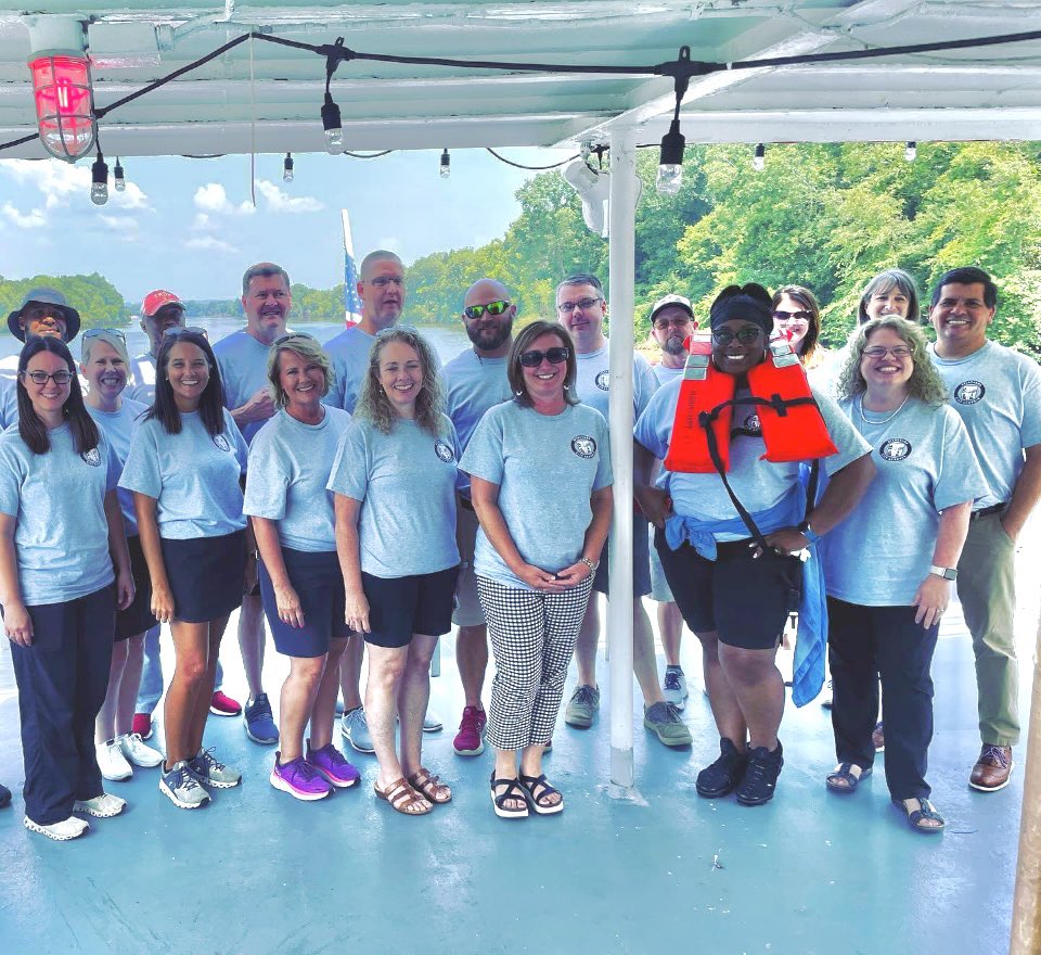 EducatorCourson's tweet photo. SCS Leadership Retreat. Vision. “All in.” Riverboat ride. Escape Room challenge for teamwork. #EquippingEveryoneforExcellence #AggiePride #EnrolledEmployedorEnlistedbyGraduation https://t.co/qNxf1CaoxB