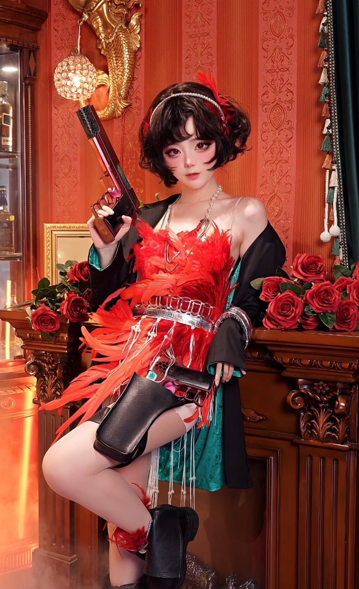 今天的目标出现了🍷
🌹 私の今日の任務はあなたですよ
#Schneider #Reverse1999 #cosplay https://t.co/RzaKnPGE44