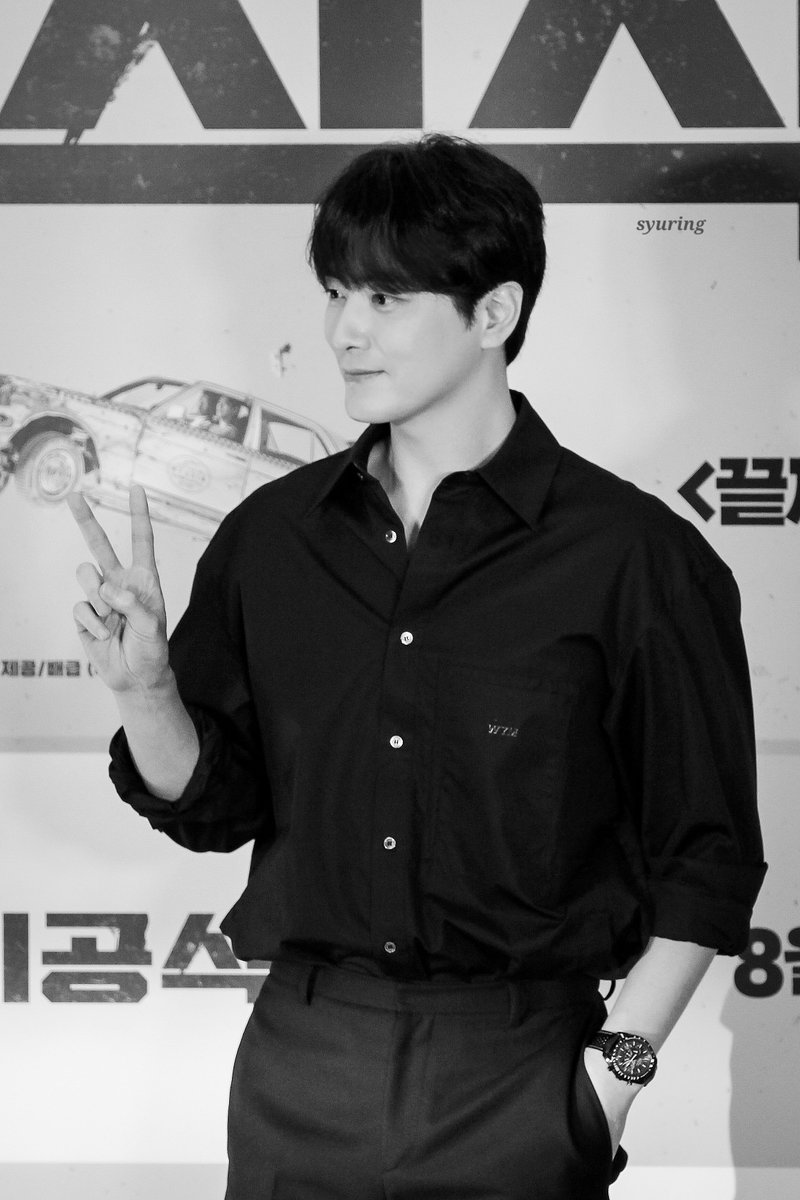 syuring_5's tweet photo. 230727 #이준혁 비공식작전 vip 시사회

주녁의 시간은 거꾸로 간다... https://t.co/yYlDvT1rs3