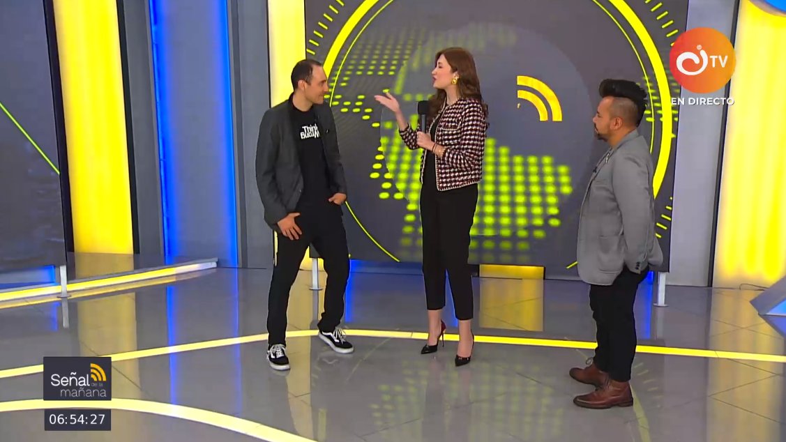 InstitucionalTV's tweet photo. 🔴🎥 #SeñalDeLaMañana | #AlAire nos acompañan los magos colombianos Carlos López y Felipe Costa, quienes se preparan para viajar a Ucrania.

📺 📲 📻 Acompáñanos #EnVivo ➡️ https://t.co/U5GD6GCvvF. https://t.co/qcZJqDeGIR