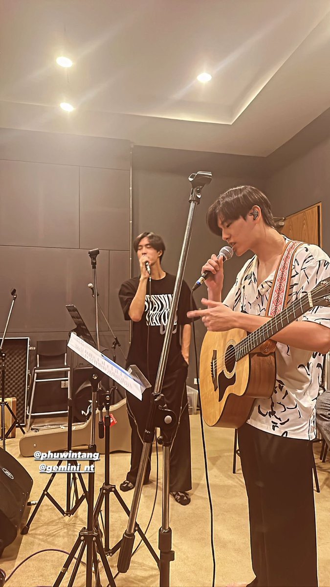 ตั้งใจซ้อมน้า สู้ๆค้าบ 🎸🎤 IGS : kristtps ❥@phuwintang🍯 #phuwintang #winniethephu