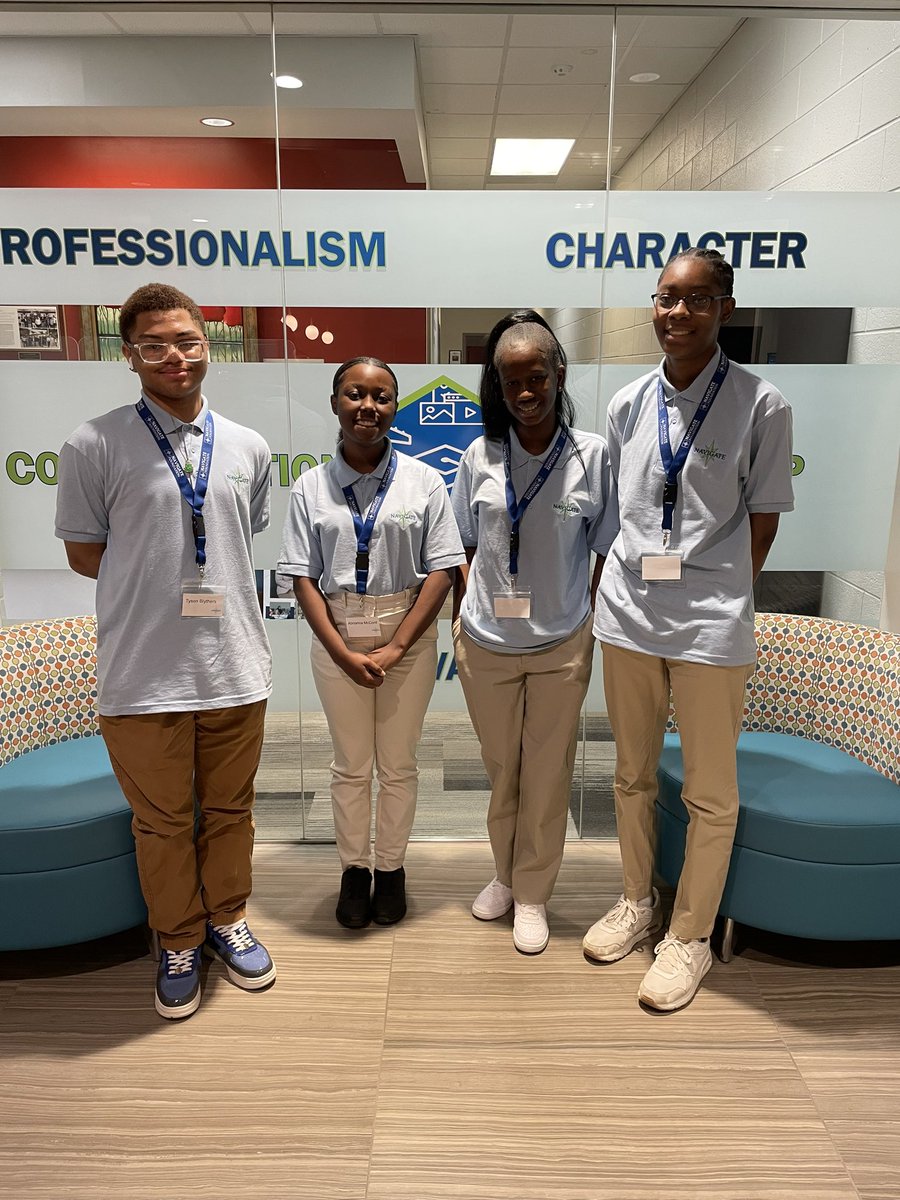 TEaton2000's tweet photo. FSCCA Culinary students going to training preparing for their 2023-2024 internship with Navigate program!@ BannekerHS @WestlakeHS @BHS_Family @FCSCTAE @FCSWBL @FultonCoSchools @fscc_academy https://t.co/wRiapsf8uX