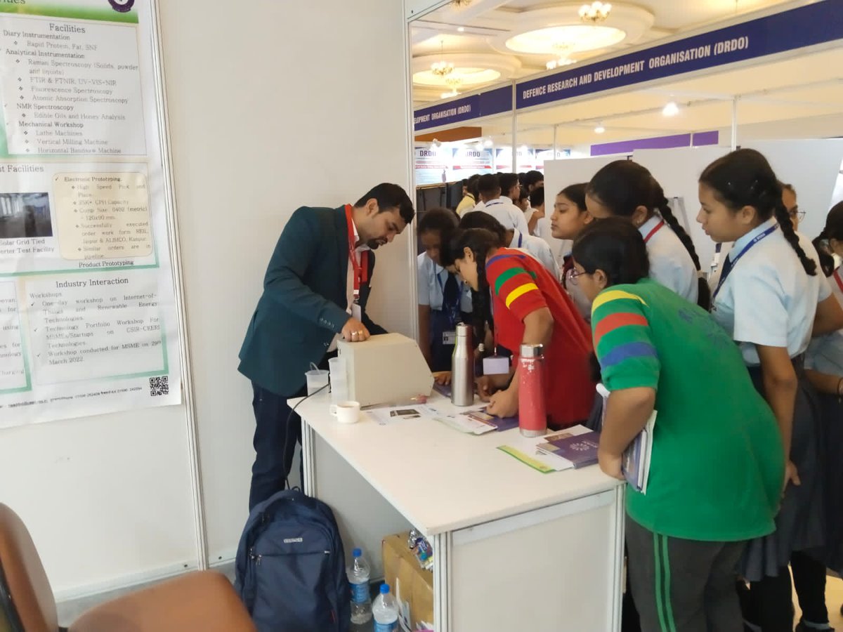 CSIR_IND's tweet photo. CSIR participated in Ujjawal Rajasthan Exhibition at Udaipur.  Dr Vijay Chatterjee from @CSIRCEERI  along with other officials inaugurated the exhibition.  @CSIRCEERI &amp; @CSIRCSMCRI1  showcased their developed technologies. 
@PMOIndia 
@DrJitendraSingh 
@DrNKalaiselvi https://t.co/n1Pe3gHYlc