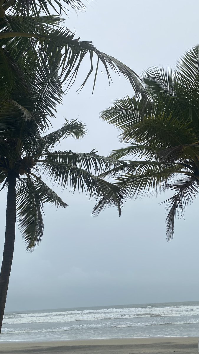 Two degrees accomplished, multiple roles handled – vacation mode ON! Before my Masters journey, taking a much needed break with no assignment deadlines. 🎓🏖️