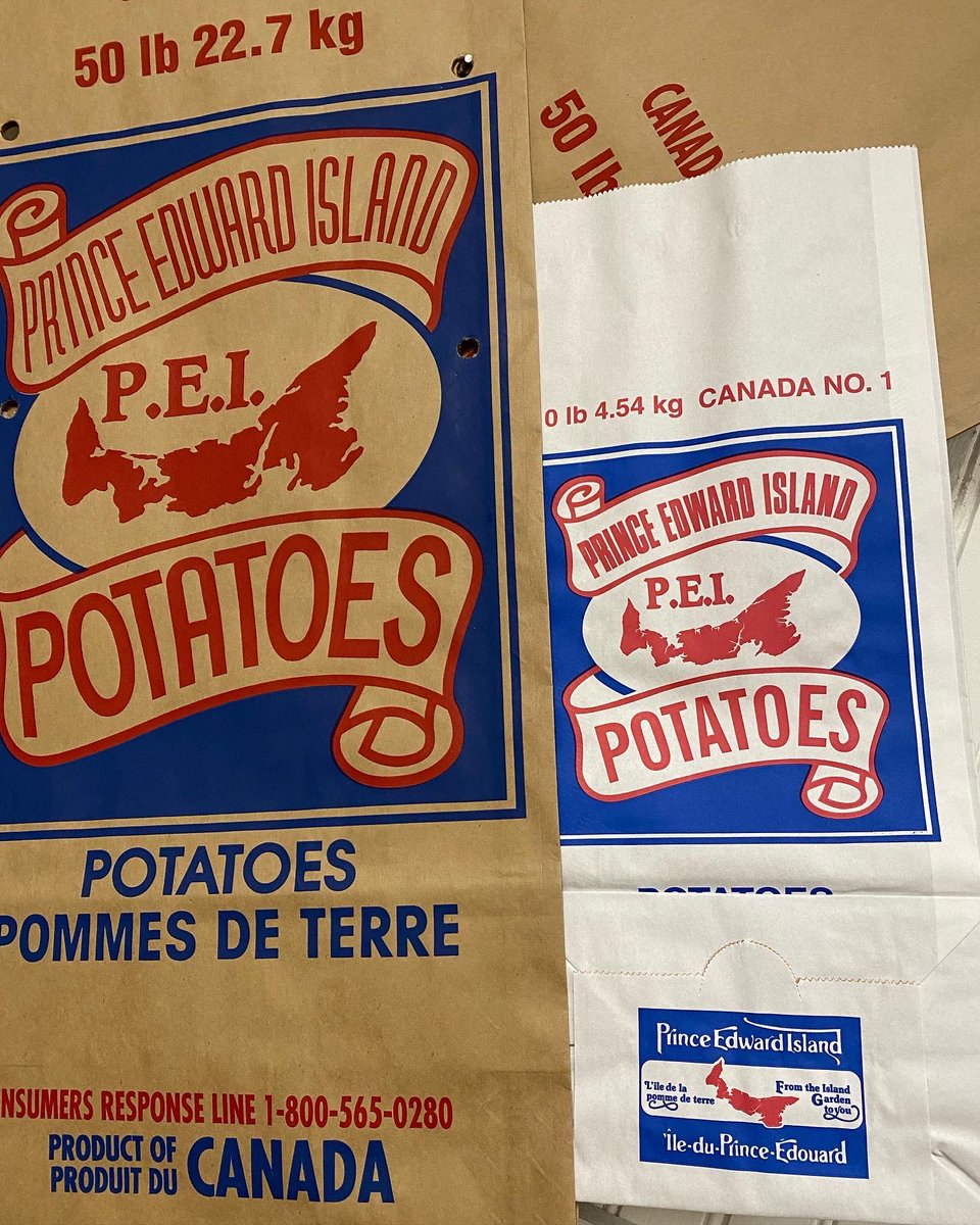 ChottoShoppe's tweet photo. We got some potato bags!  It will be a true PEI souvenir 😆

Take a little bit of PEI home😊

#craftshop #artisan #charlottetown #princeedwardisland 
#downtowncharlottetown 
#helplocalbusinesses 
#helpsmallbusinesses 
#peipotatoes 
@lovelocalpei 

https://t.co/2bT1zu7hMl https://t.co/zFAKw5MfWE